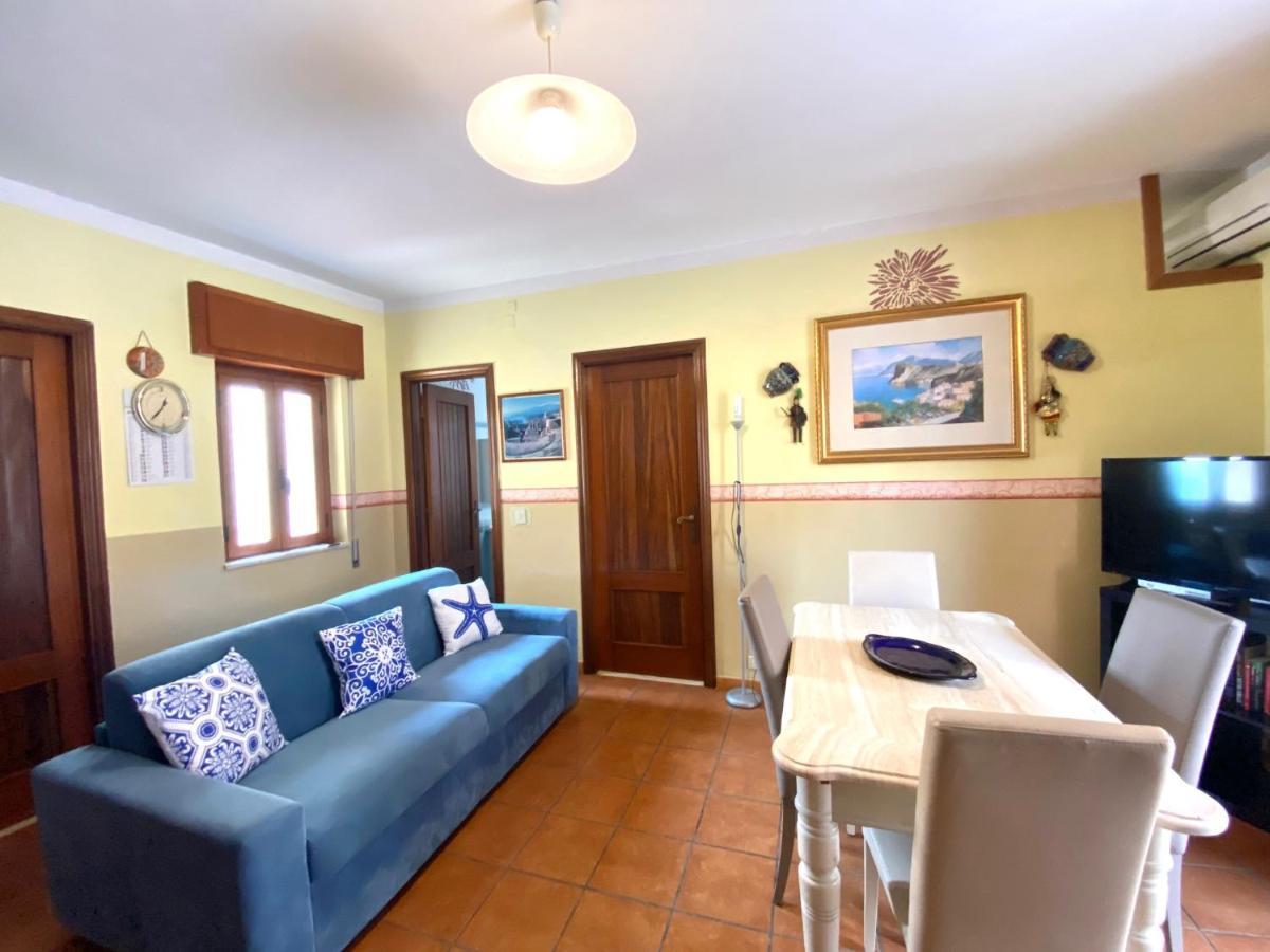 Apartments Mikros Giardini Naxos Ngoại thất bức ảnh