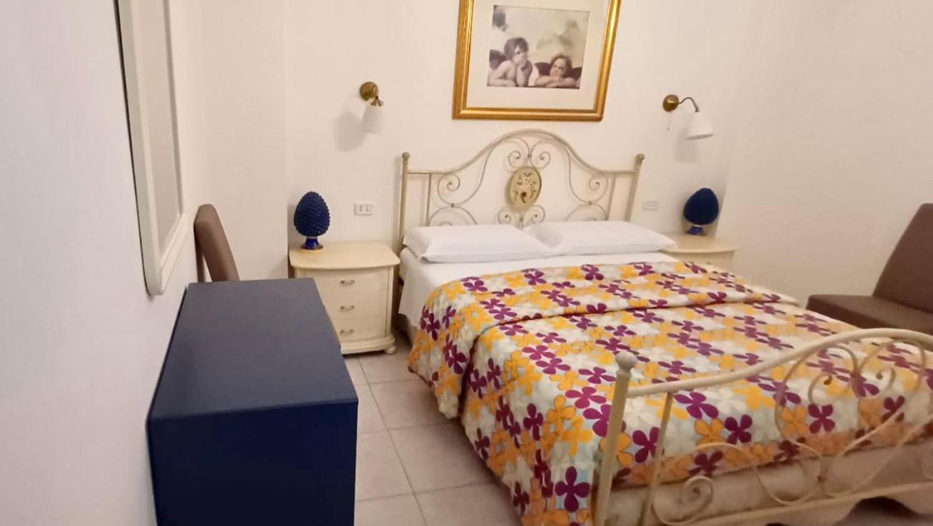 Apartments Mikros Giardini Naxos Ngoại thất bức ảnh
