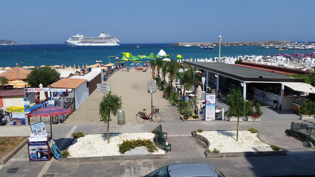 Apartments Mikros Giardini Naxos Ngoại thất bức ảnh